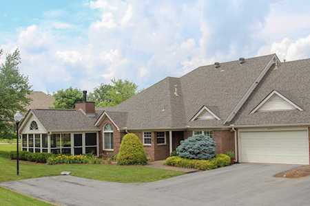 10101 Leaning Tree Ct Louisville, KY 40291