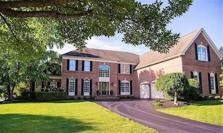 4887 Gillingham Way Dublin, OH 43017
