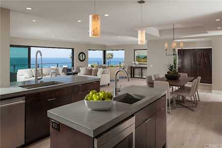 31303 Monterey Street Laguna Beach, CA 92651