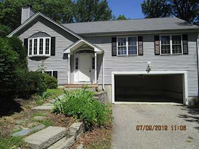 3 Hankey St Leicester, MA 01542