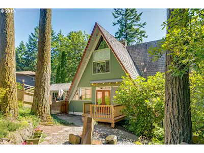 10668 SW 41st Ave Portland, OR 97219
