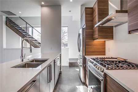 1519 Hickory Street Dallas, TX 75215