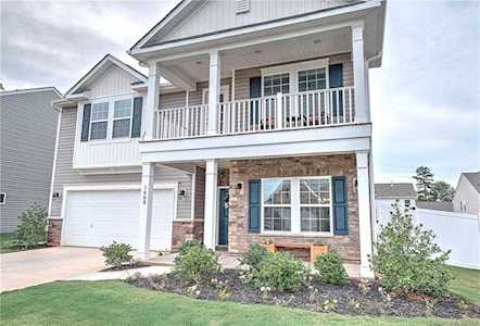 1688 Speartip Ln Denver, NC 28037