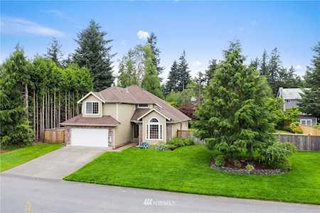 3816 16th Ave NW Gig Harbor, WA 98335