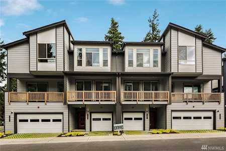 6861 NE 170th St #102 Kenmore, WA 98028