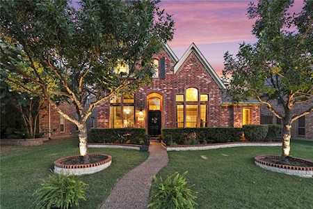 2227 Jaguar Drive Frisco, TX 75033