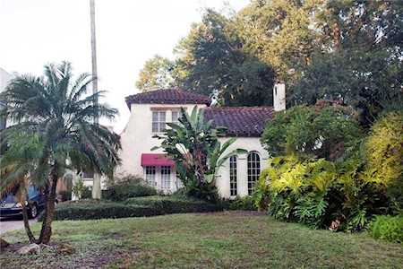 1318 Eastin Avenue Orlando, FL 32804