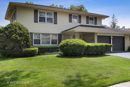 73 Grange Rd Elk Grove Village, IL 60007