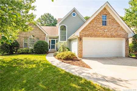 8407 Londonshire Dr Charlotte, NC 28216