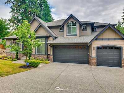 22715 SE 20th St Sammamish, WA 98075