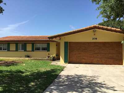 208 Bahama Boulevard Cocoa Beach, FL 32931