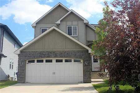 218 Silverado Range Cove SW Calgary, AB T2X 0C9