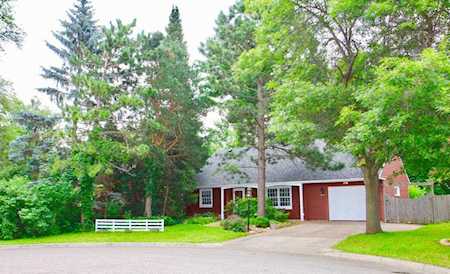 6715 45th Place N Crystal, MN 55428