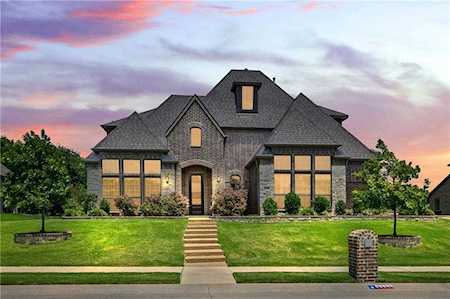 2226 Barlass Drive Rockwall, TX 75087