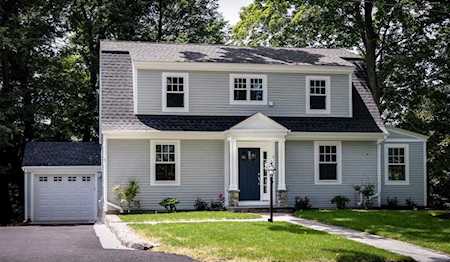 9 Framar Road Wellesley, MA 02481