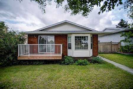 1108 Abbeydale Drive NE Calgary, AB T2A 6L1