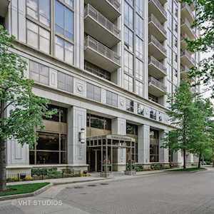 1335 S Prairie Ave #902 Chicago, IL 60605