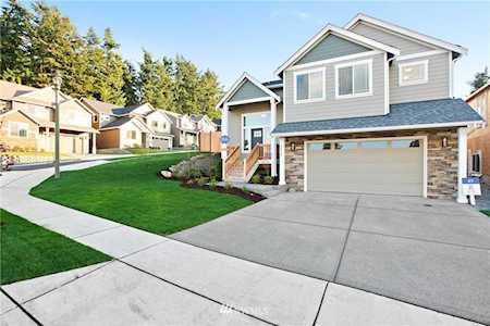 10706 129th St E Puyallup, WA 98374