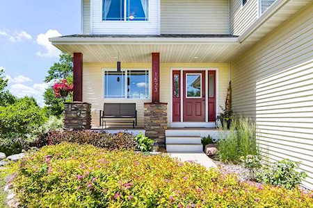 1523 Hidden Trail Mayer, MN 55360