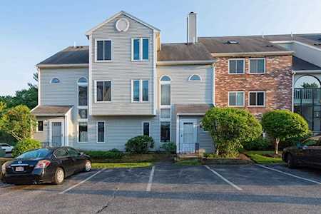 118 Burkhall St #B Weymouth, MA 02190