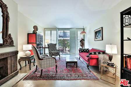 1351 N Crescent Heights #106 West Hollywood, CA 90046