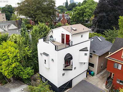 2051 NW Johnson St Portland, OR 97209