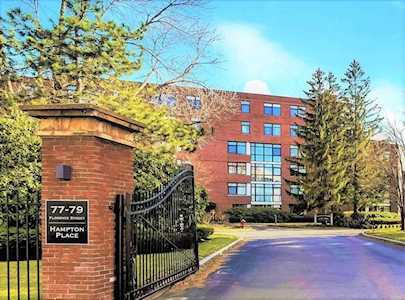 79 Florence St #103S Newton, MA 02467