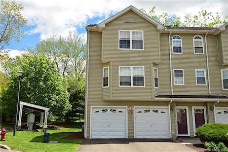 61 Dannys Way Wallingford, CT 06492
