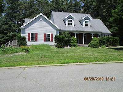 101 Londonderry Way Uxbridge, MA 01569