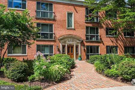 2711 Ordway St NW #303 Washington, DC 20008