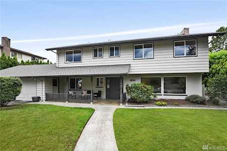 1521 121st Ave SE Bellevue, WA 98005