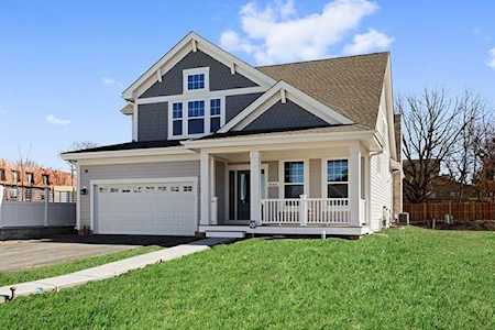 807 Timbers Edge Ln Northbrook, IL 60062