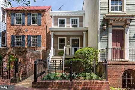 3313 Q St NW Washington, DC 20007