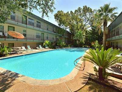 300 Crockett St #216 Austin, TX 78704