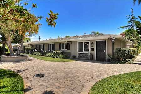 1741 Tustin Avenue #4A Costa Mesa, CA 92627