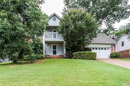 285 Locust Grove Dr Memphis, TN 38018