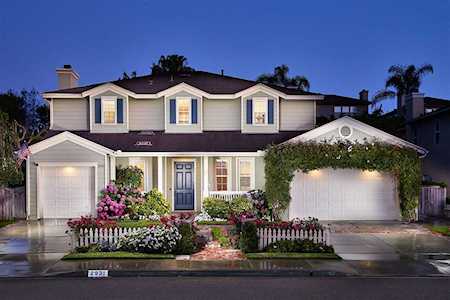 2931 Camino Serbal Carlsbad, CA 92009