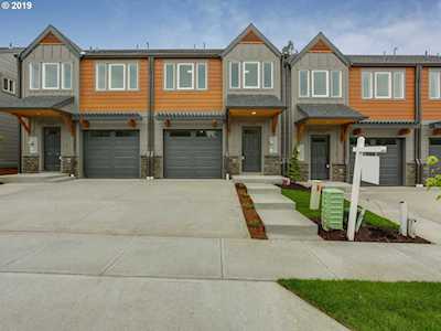 16783 Chula Vista Ave Sandy, OR 97055