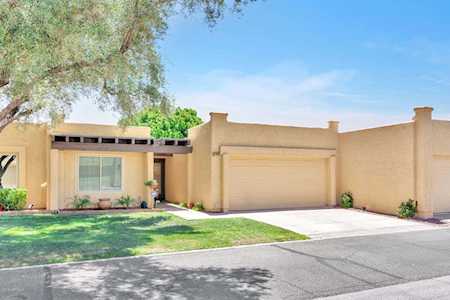 2205 W Marlette Avenue Phoenix, AZ 85015