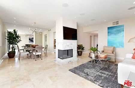 930 N Wetherly Drive #204 West Hollywood, CA 90069