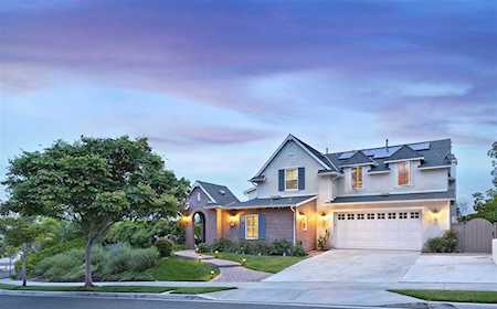 7329 Sitio Salvia Carlsbad, CA 92009