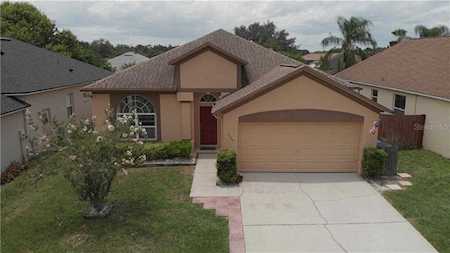 2033 Crosscreek Court Oviedo, FL 32766