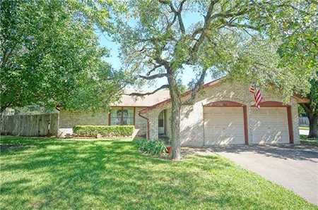 1613 Wildwood Dr Round Rock, TX 78681