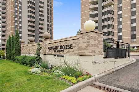 400 Groveland Avenue #1310 Minneapolis, MN 55403
