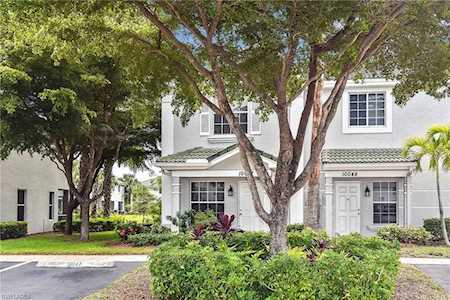 10049 Poppy Hill Dr Fort Myers, FL 33966