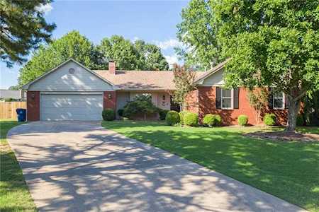 5415 S 93rd CIR Fort Smith, AR 72903
