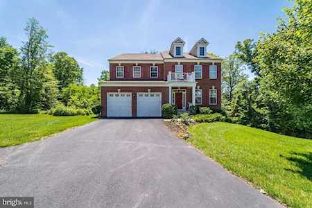 6534 Wayside Place Alexandria, VA 22310