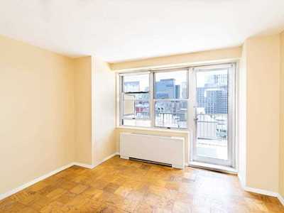151 Tremont St #18U Boston, MA 02111