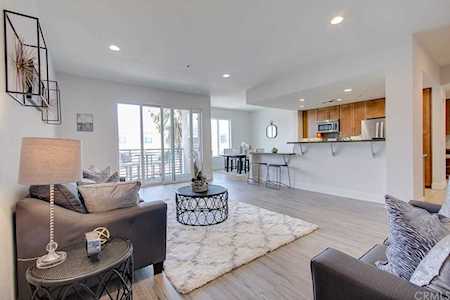 300 E 4th Street #302 Long Beach, CA 90802