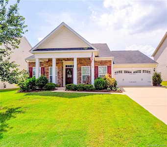 6131 Canyon Trl Denver, NC 28037